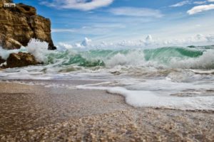 portugal-waves-1024x683
